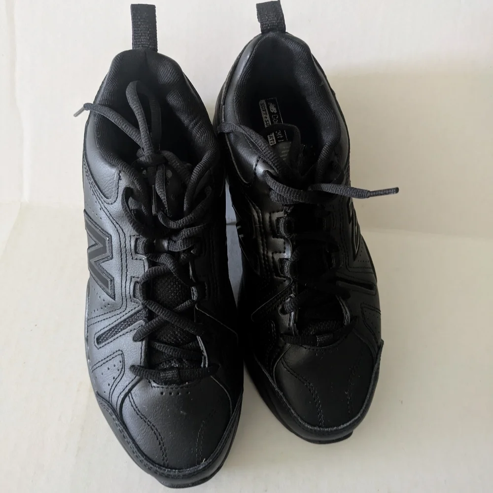 New Balance Women's Black Athletic Sneakers